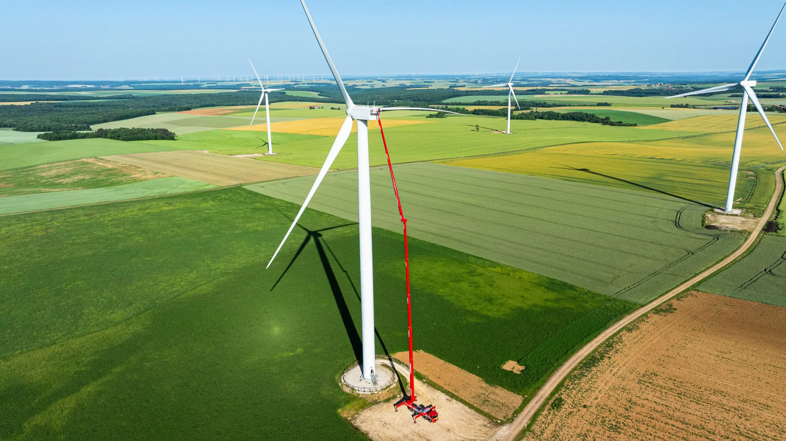 location avec opérateur nacelle 100m ruthmann t1000 hf