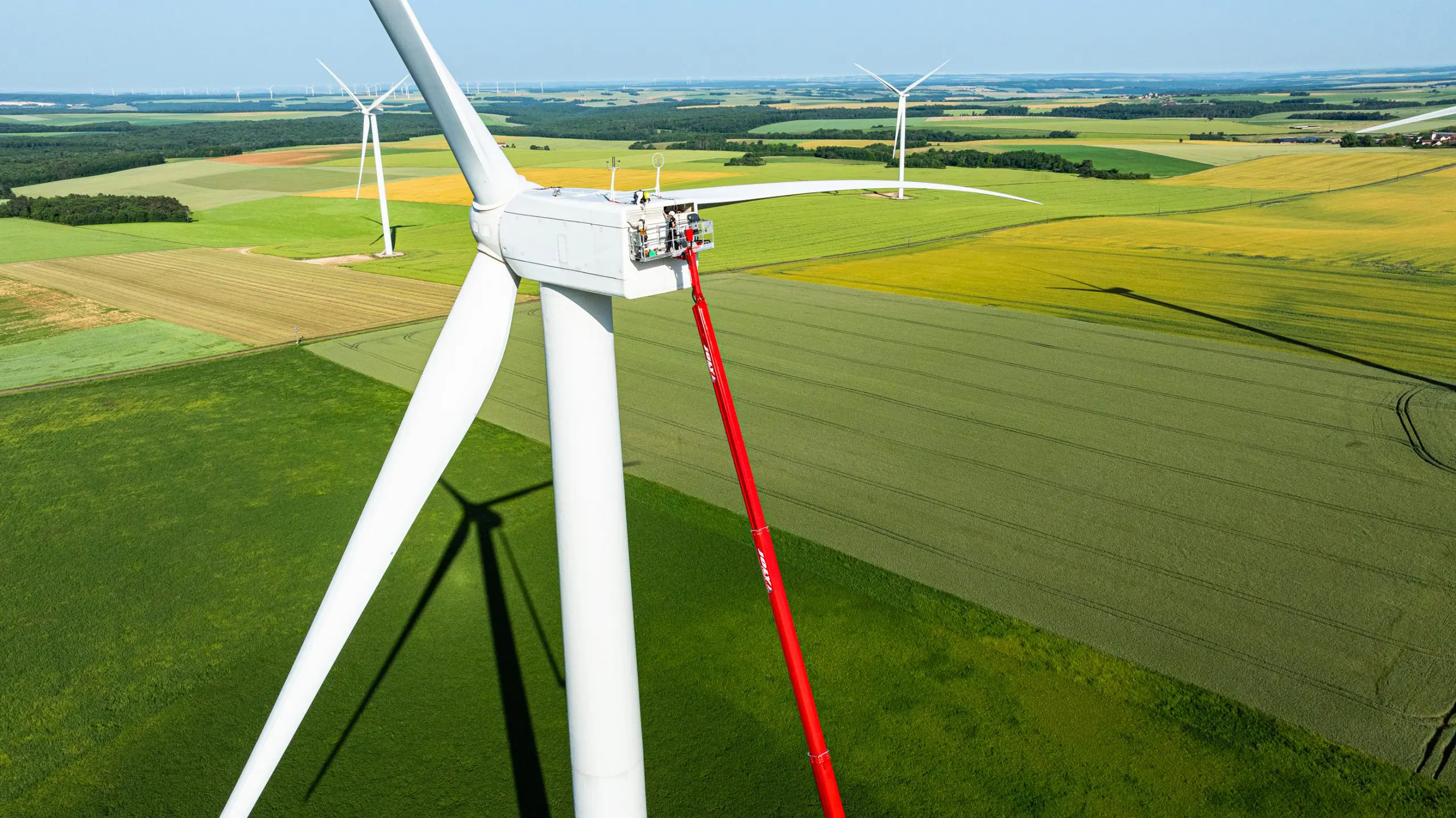 location avec opérateur nacelle 100m ruthmann t1000 hf